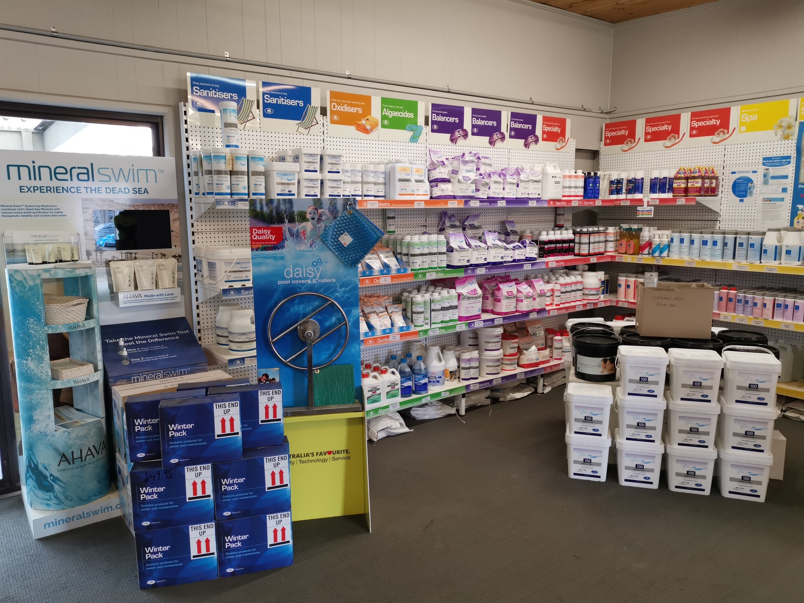 Gordon Ave Pools & Spas Geelong pool shop 1